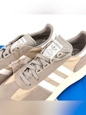 adidas Retropy E5 Q47101 Solid Grey Men’s 9 BOOST Sneakers NWT